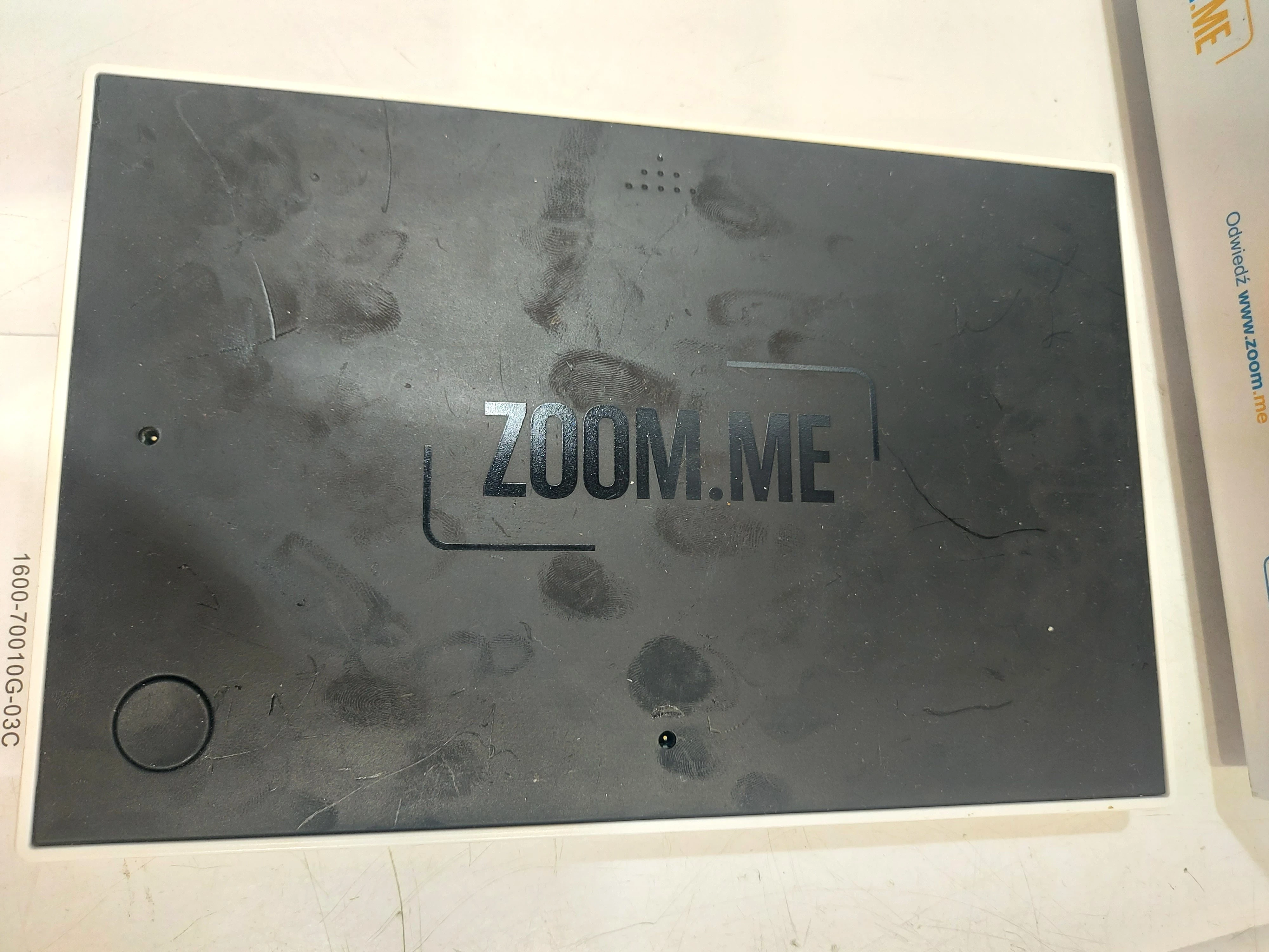 ramka-dotykowa-7-ips-lcd-1024x600-sim-3g-wifi-zm73g-zoomme-stan-11323-2