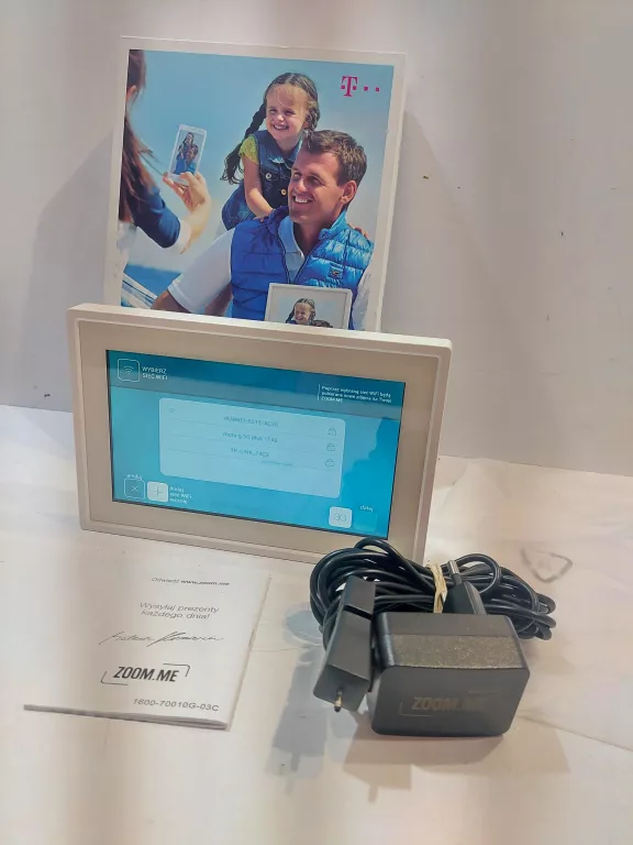 ramka-dotykowa-7-ips-lcd-1024x600-sim-3g-wifi-zm73g-zoomme-marka-248811-958954