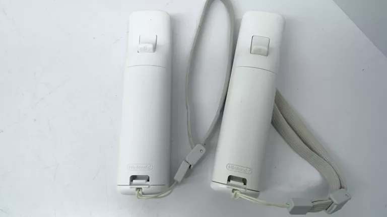 KONSOLA NINTENDO WII RVL-001 DWA KONTROLERY ZESTAW