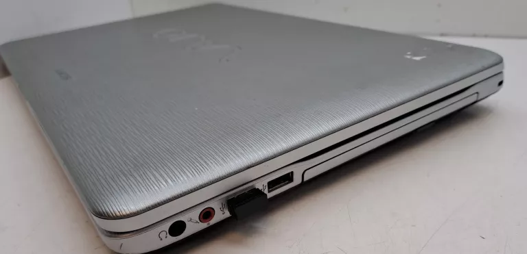 LAPTOP SONY VAIO PCG-7185M + ŁAD WIN7 4GB 320GB T4300 OPIS