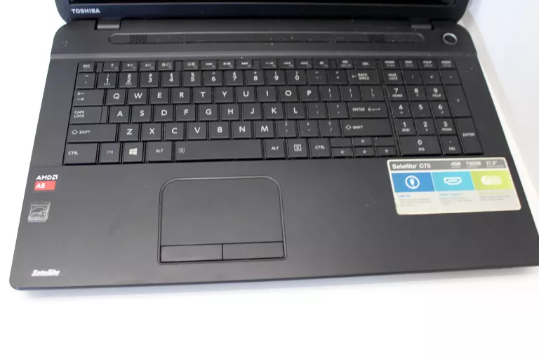 LAPTOP TOSHIBA SATELLITE C75