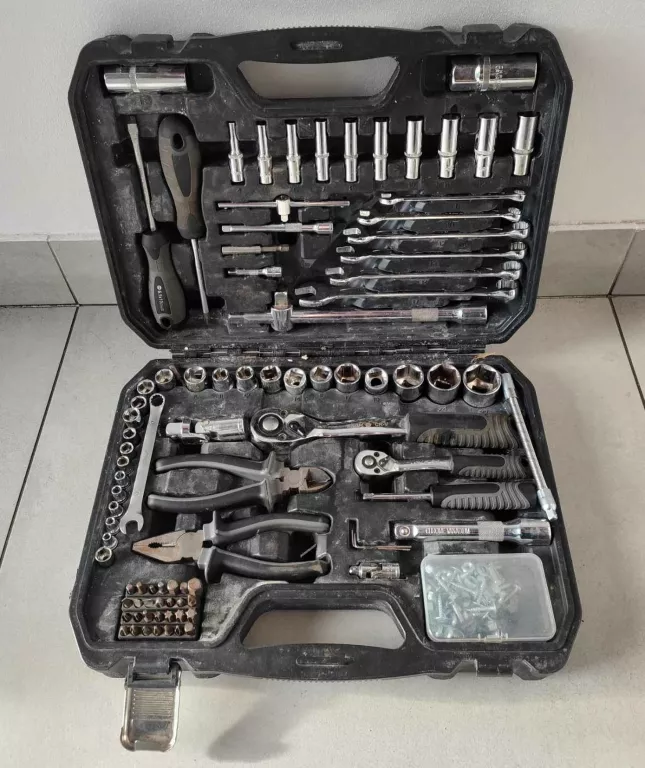 ZESTAW NARZĘDZIOWY MAK GARAGE 90 EL