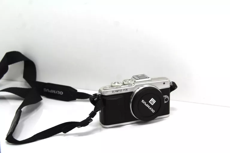 APARAT OLYMPUS PEN E-PL7