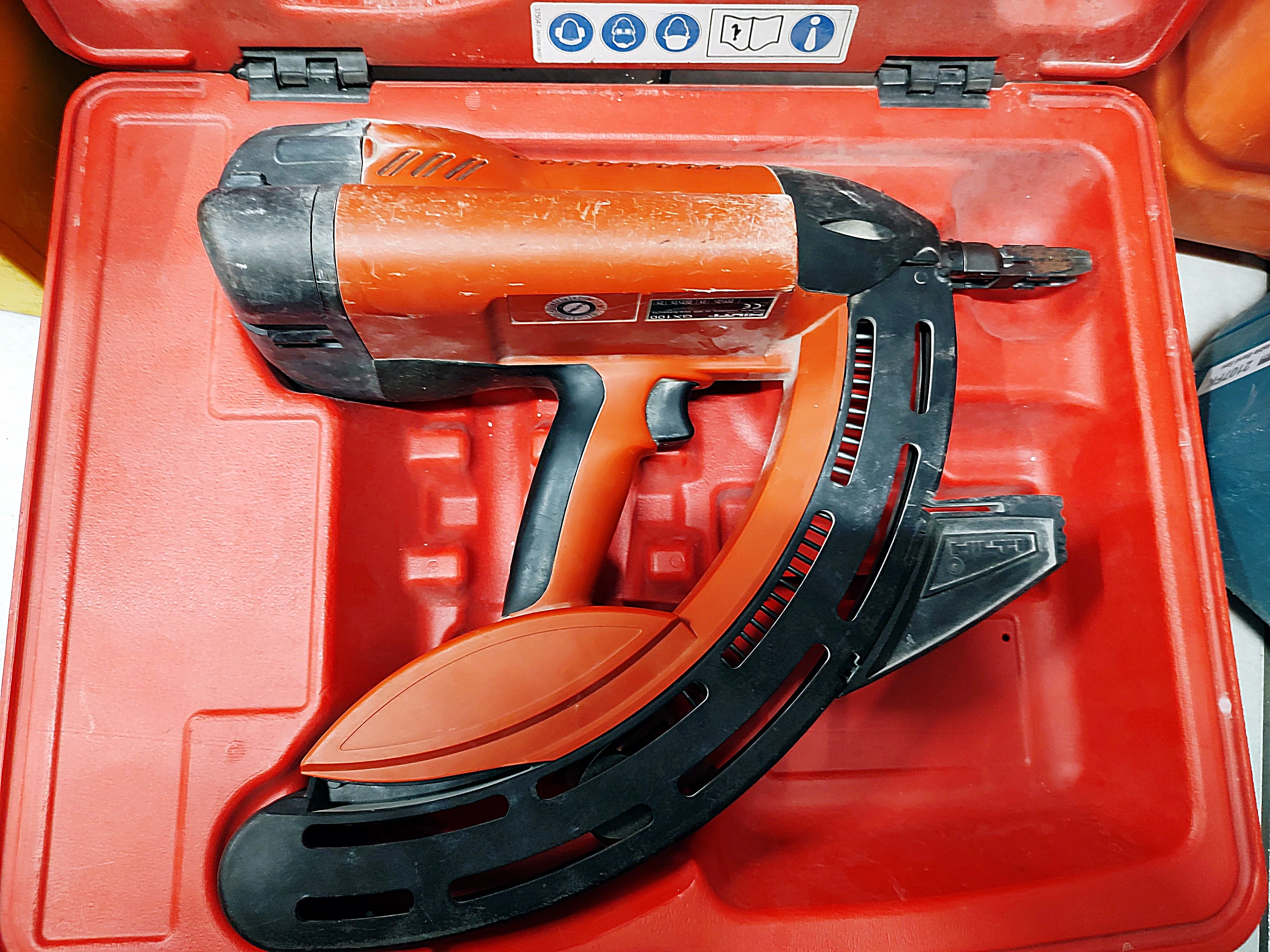 osadzak-gazowy-hilti-gx100-stan-11323-2