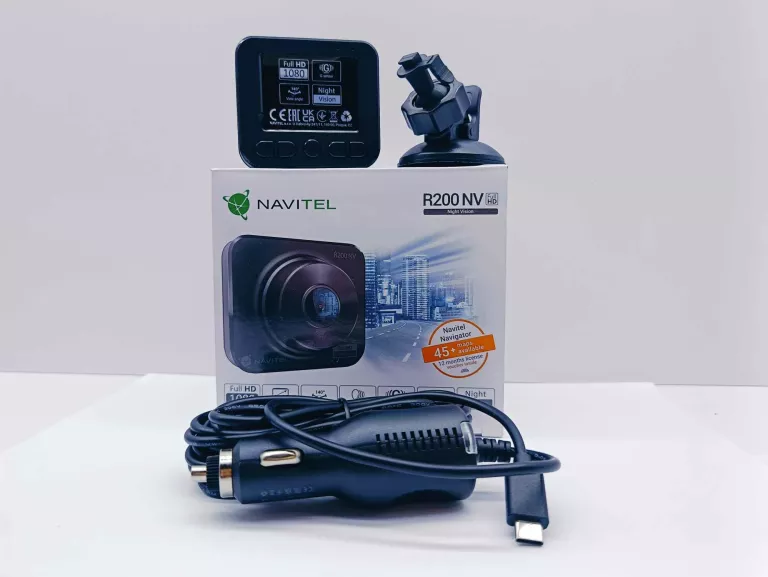 WIDEOREJESTRATOR JAZDY KAMERA NAVITEL R200 NV FULL HD