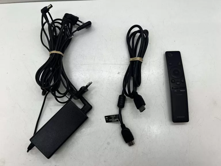 SOUNDBAR SAMSUNG HW-Q60T/EN+LISTWA+PILOT