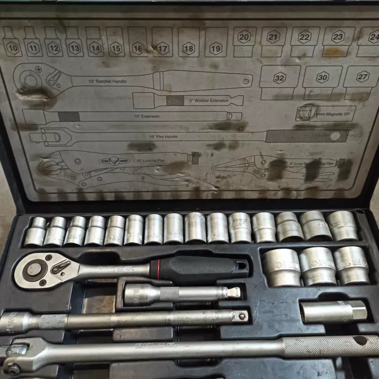 SKRZYNKA KLUCZY I NASADEK IRWIN AMERICAN TOOLS