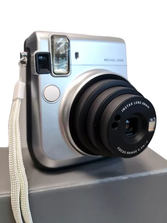 APARAT FUJIFILM INSTAX MINI 70 - EDYCJA MICHAEL KORS SREBRNY