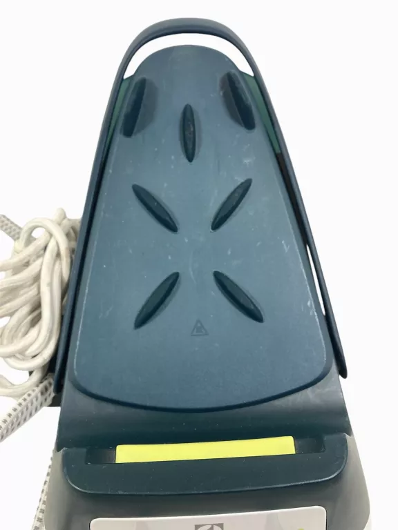 zelazko-electorlux-compact-edbs7146gr-kod-producenta-zelazko-stacja-parowa-philips-perfectcare-set