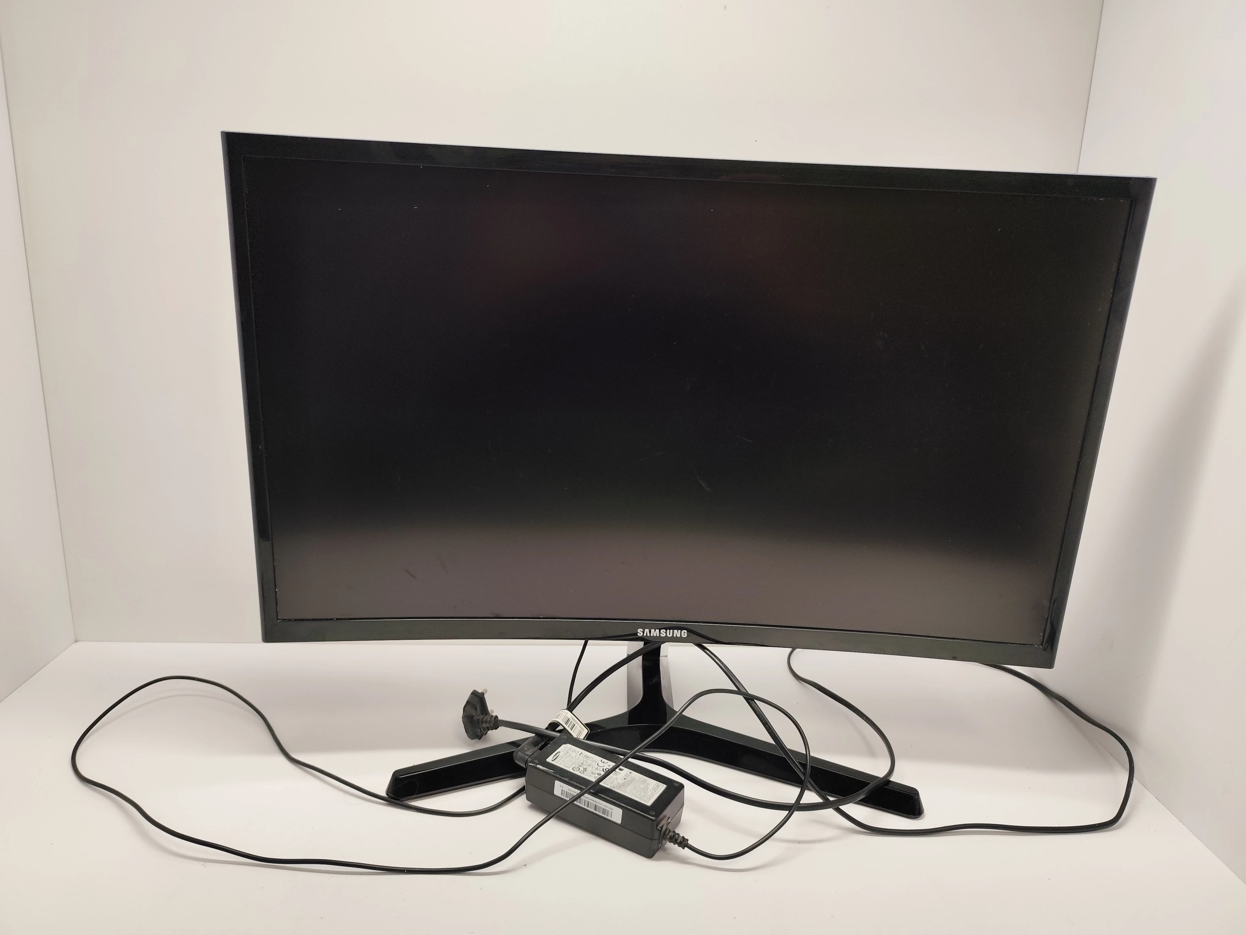 monitor-samsung-lc24f396-boh-warszawy-69-bartoszyce
