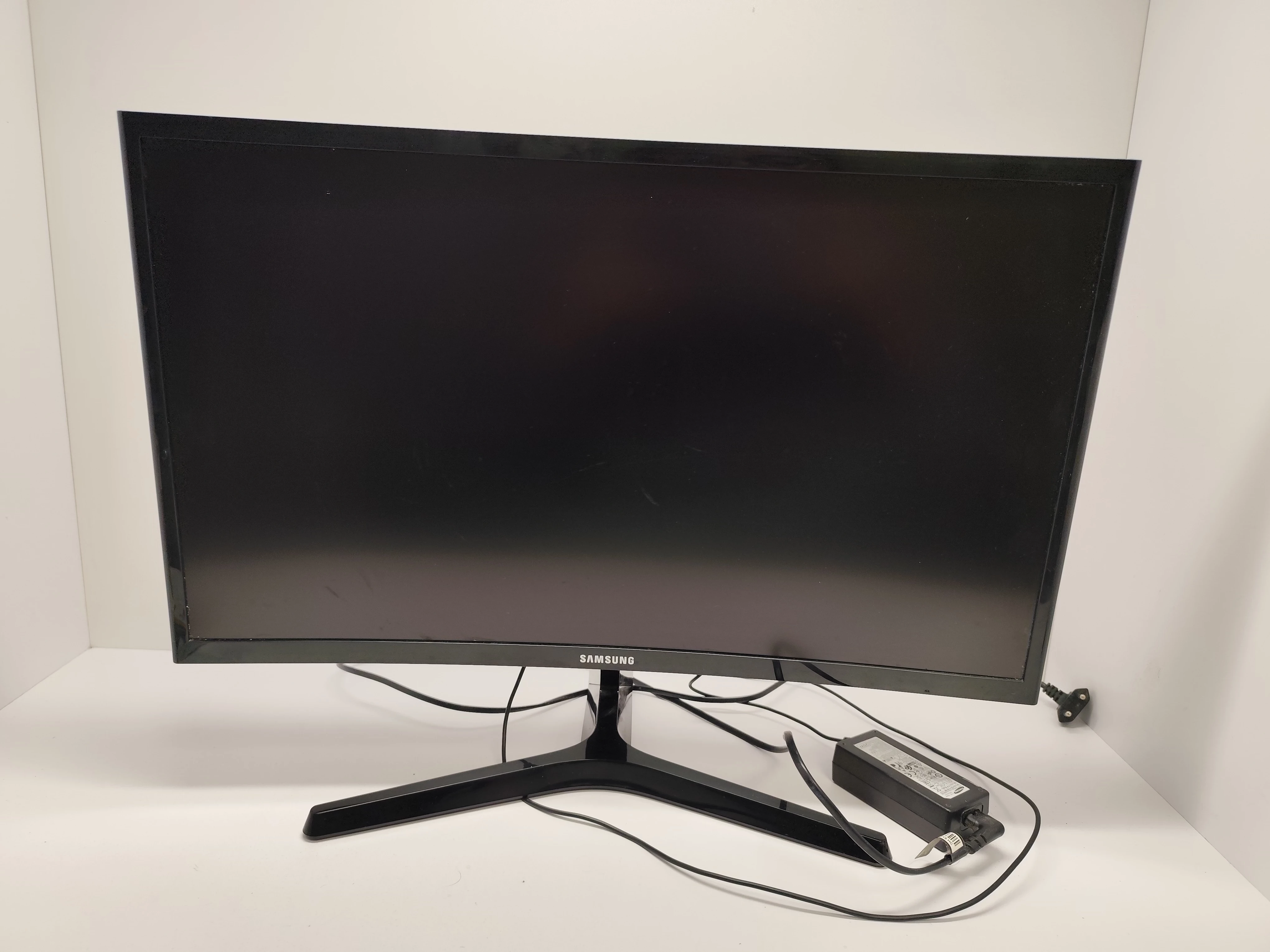 monitor-samsung-lc24f396-rozdzielczosc-natywna-244609-504269