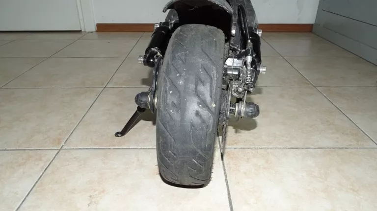 HULAJNOGA ELEKTRYCZNA RUPTOR R1