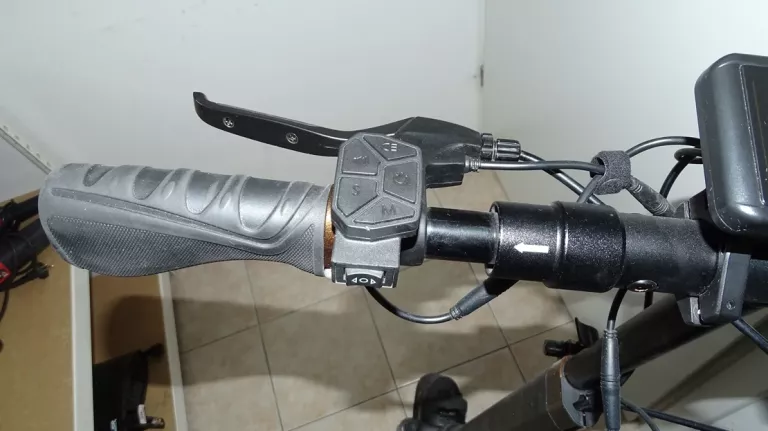 HULAJNOGA ELEKTRYCZNA RUPTOR R1