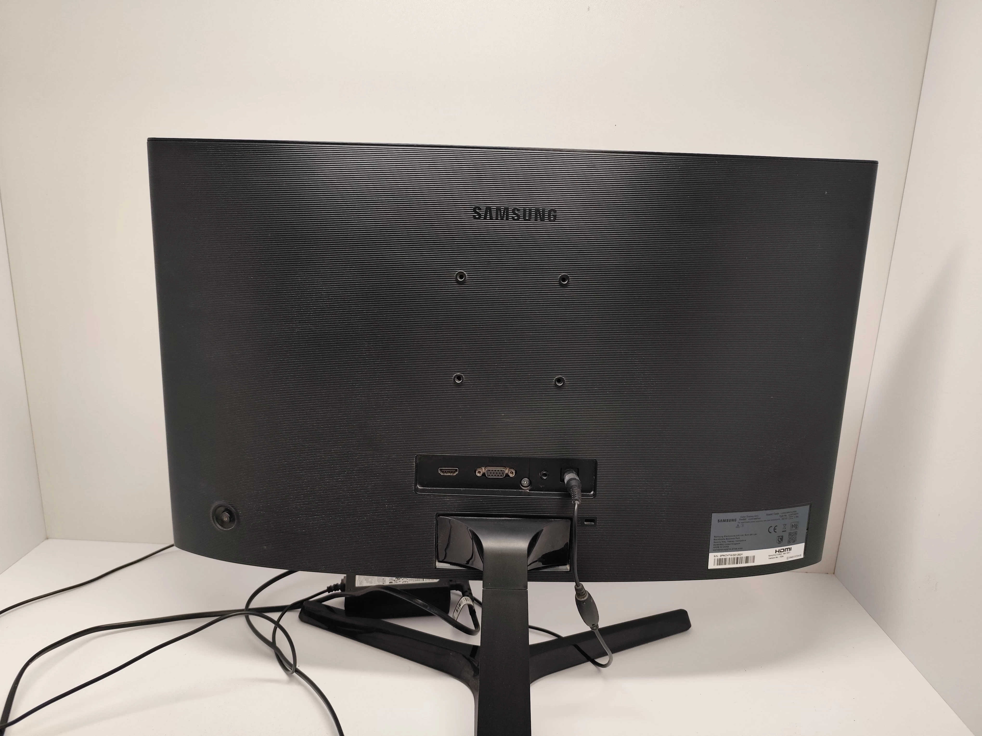 monitor-samsung-lc24f396-kod-producenta-lc24f396fhuxen