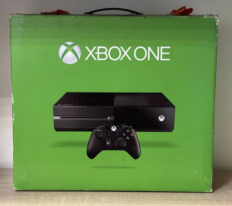 KONSOLA XBOX ONE + PAD PUDEŁKO