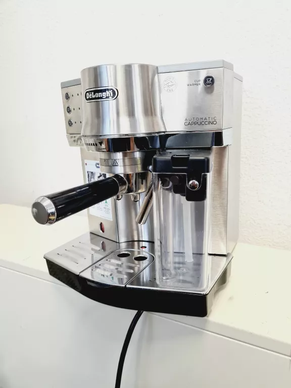 EKSPRES DO KAWY CIŚNIENIOWY DELONGHI EC860.M