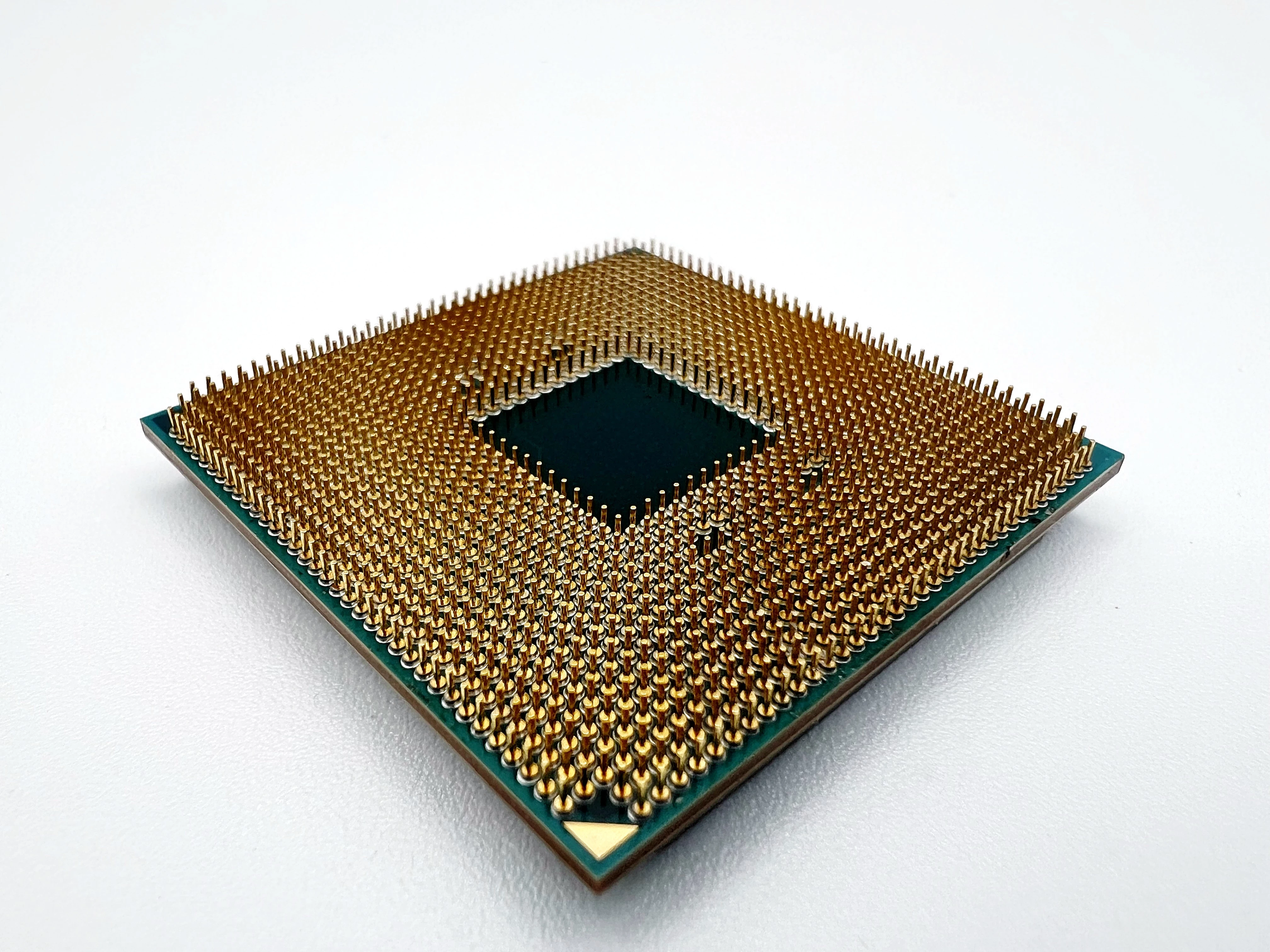 procesor-amd-ryzen-5-2600-6-x-34-ghz-seria-206182-226326