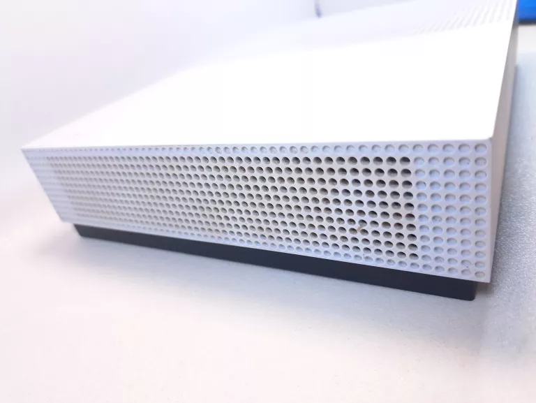 KONSOLA MICROSOFT XBOX ONE S 500GB ( 1681 ) + 2PAD +KABEL ZSILAJĄCY