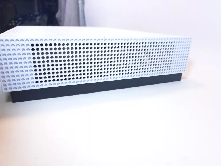 KONSOLA MICROSOFT XBOX ONE S 500GB ( 1681 ) + 2PAD +KABEL ZSILAJĄCY