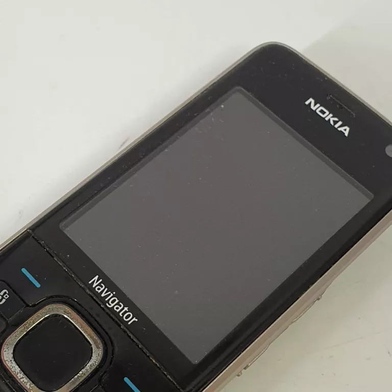 TELEFON NOKIA 6210 NAVIGATOR SYMBIAN