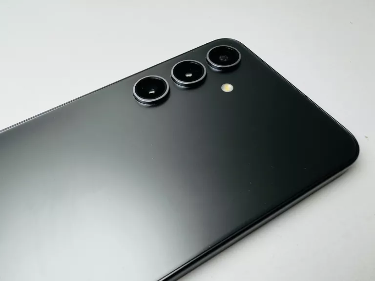 telefon-samsung-galaxy-s24-angielskie-menu-typ-202685-212929