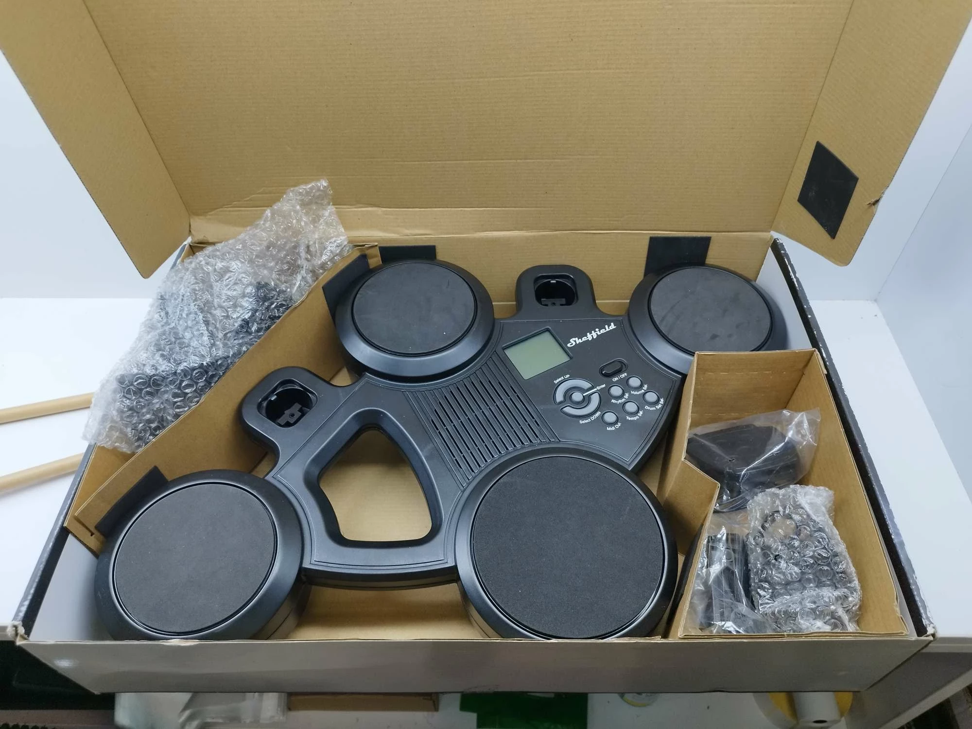 perkusja-elektroniczna-sheffield-e-drum-set-statyw-stojak-paleczki-stan-11323-2