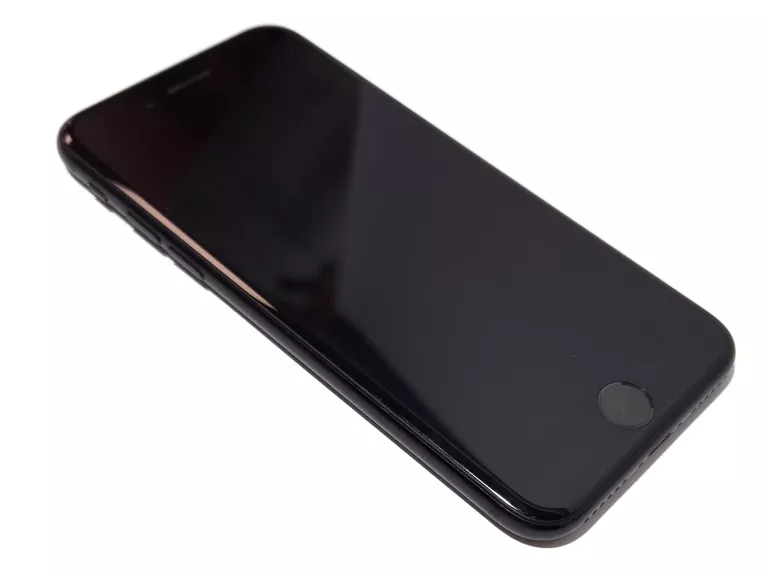 APPLE IPHONE 7 - 2GB / 32GB / KON. BAT. 83%