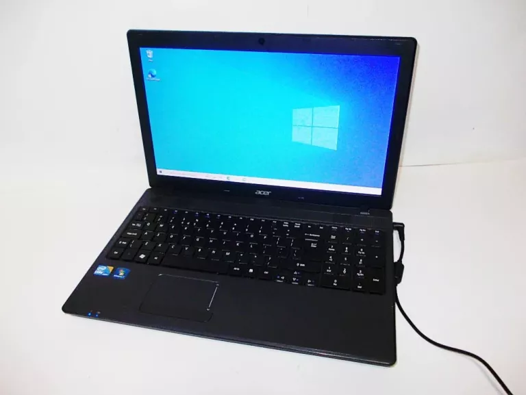LAPTOP ACER TRAVELMATE 5744! I3/8GB/240GB! MAŁA WADA!