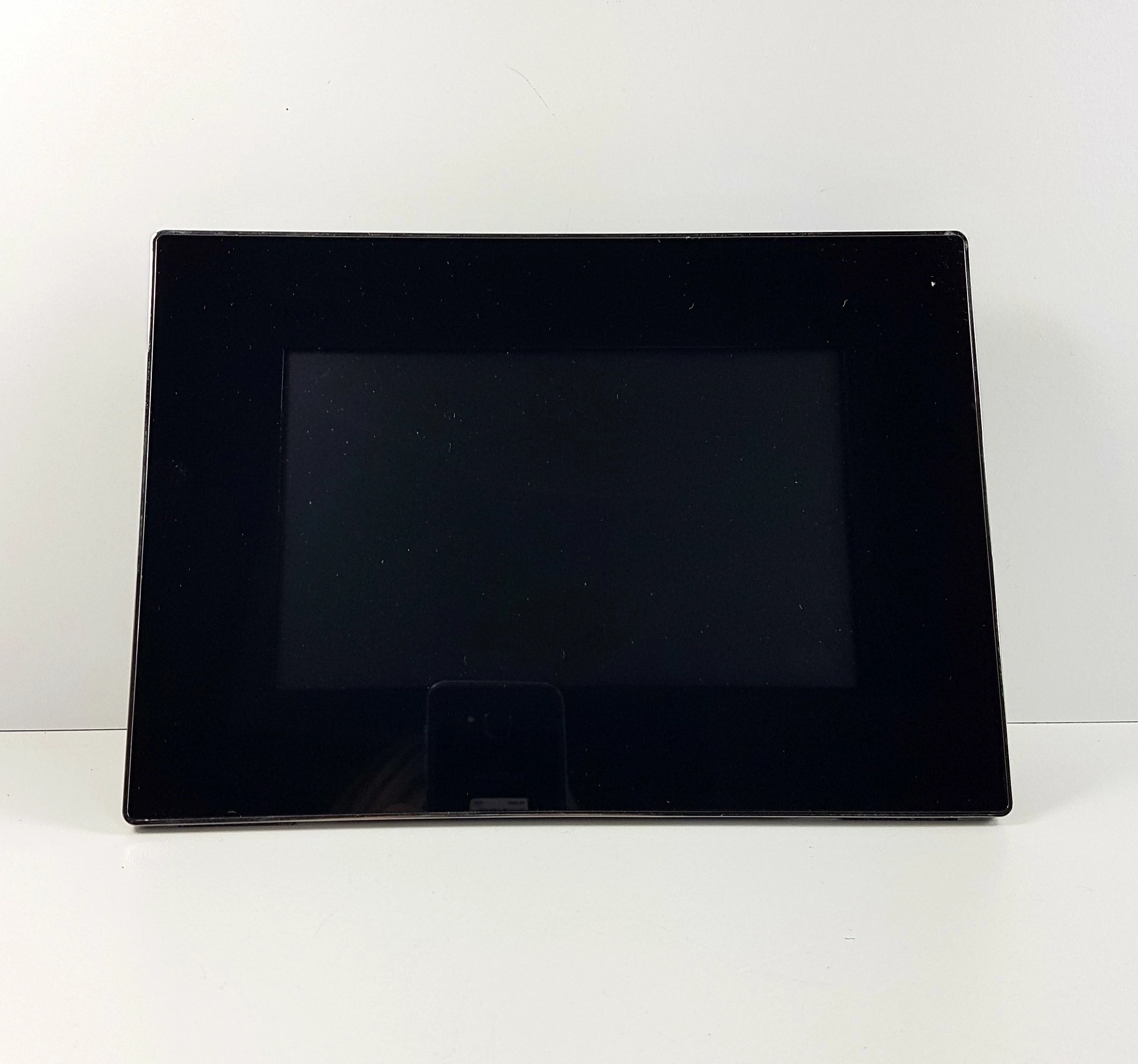 cyfrowa-ramka-na-zdjecia-kodak-easy-share-sv811-slowackiego-11-elk