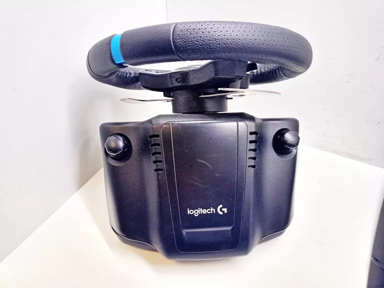 KIEROWNICA LOGITECH G29 + ZASILACZ + PEDAŁY