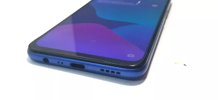 TELEFON REALME 6 4/64GB