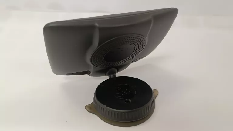 nawigacja-samochodowa-tomtom-4en42-aktualizacja-mapy-25610-1