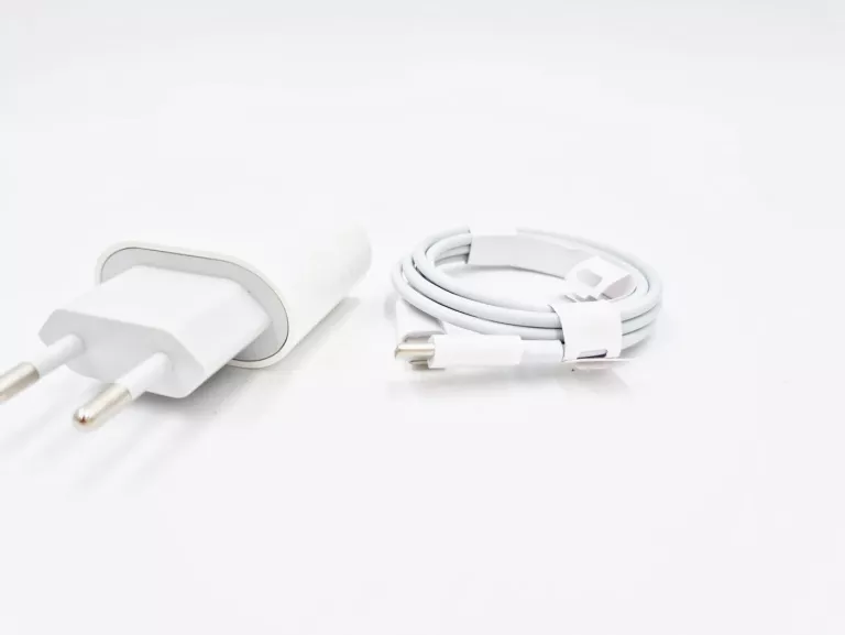 ladowarka-typ-c-2a-loombard-stan-11323-238058