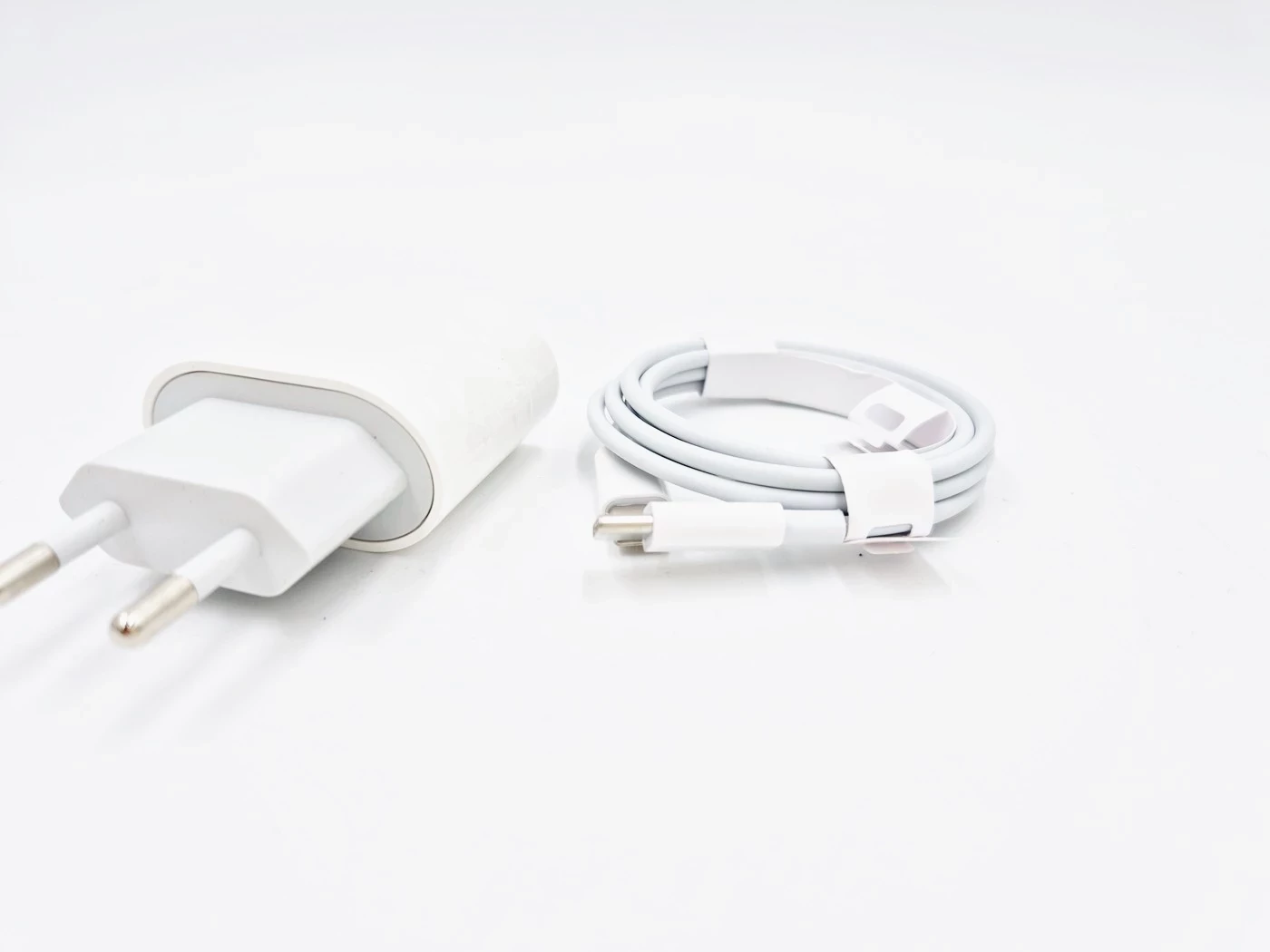 ladowarka-typ-c-2a-loombard-stan-11323-238058