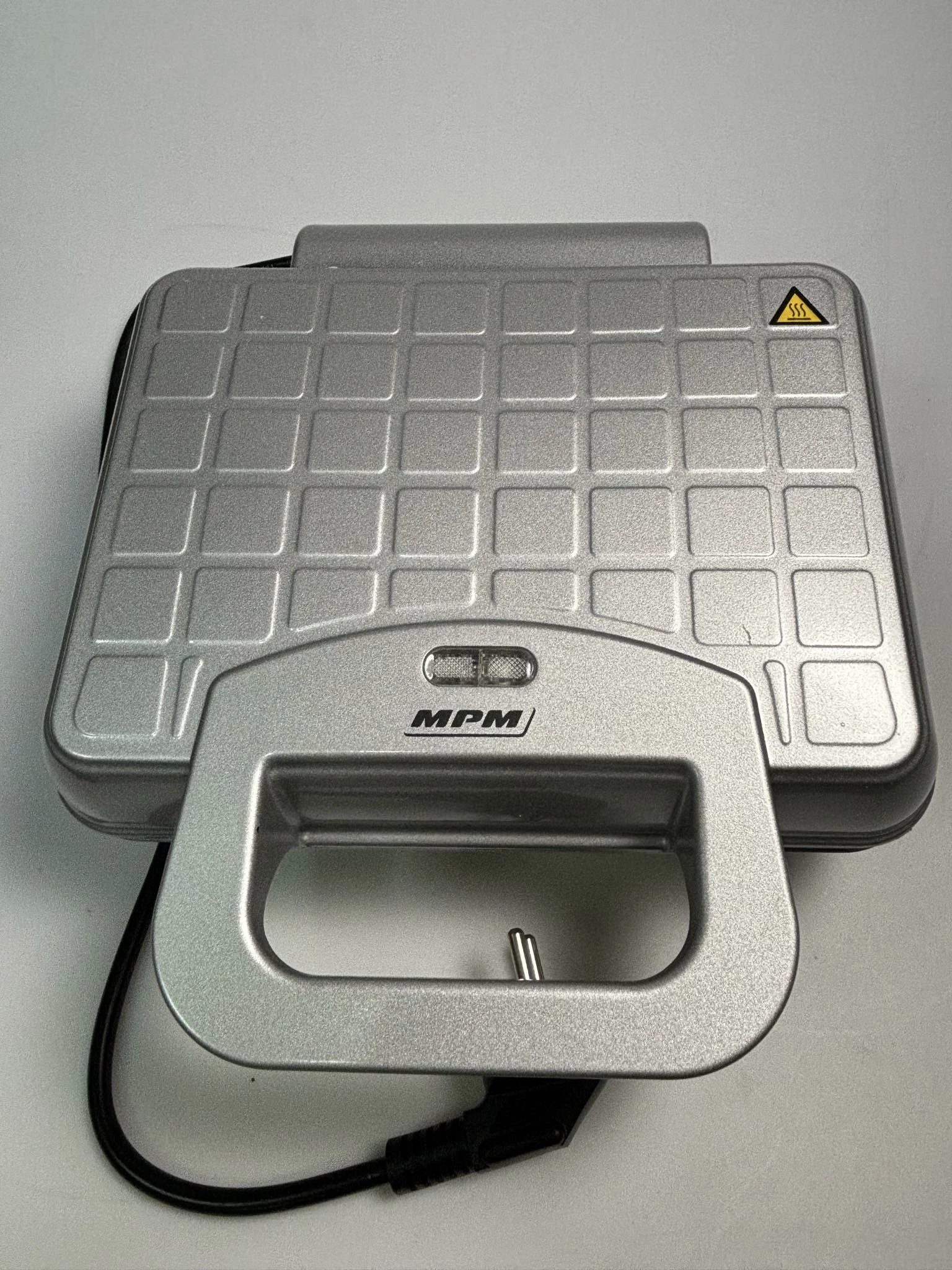 gofrownica-mpm-bgo-01-1000w-zwirki-i-wigury-1-myslowice