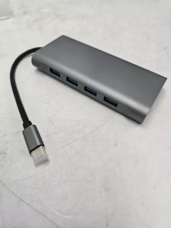 ADAPTER USB-C HUB BYL-2110