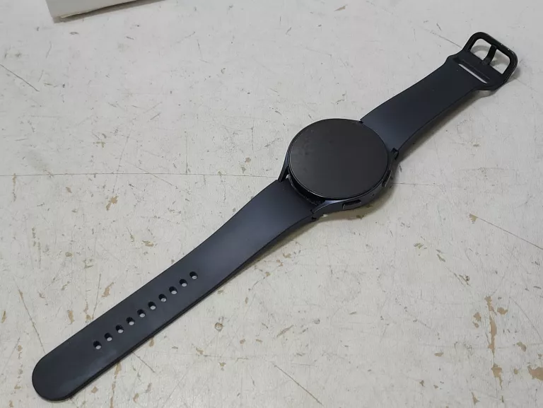 SAMSUNG GALAXY WATCH 6