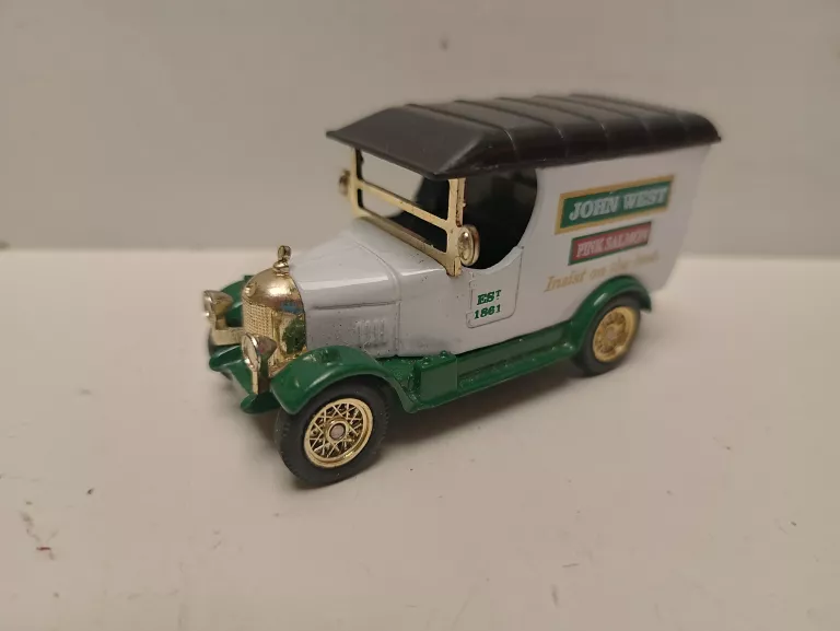 6 AUTKO OXFORD DIECAST BULL106G BULLNOSE MORRIS VAN - 'JOHN WEST'