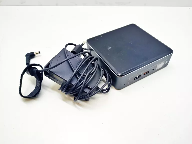 MINI KOMPUTER INTEL NUC CORE I3-8GB-120GB WIN