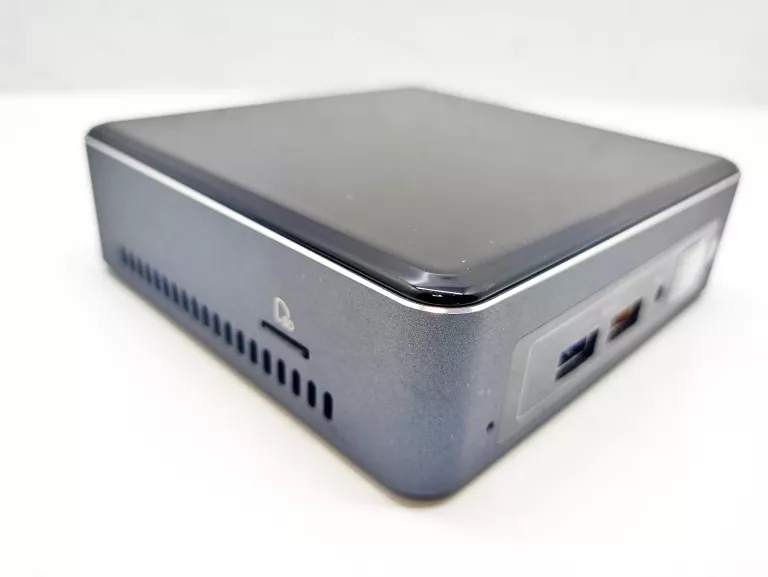 MINI KOMPUTER INTEL NUC CORE I3-8GB-120GB WIN