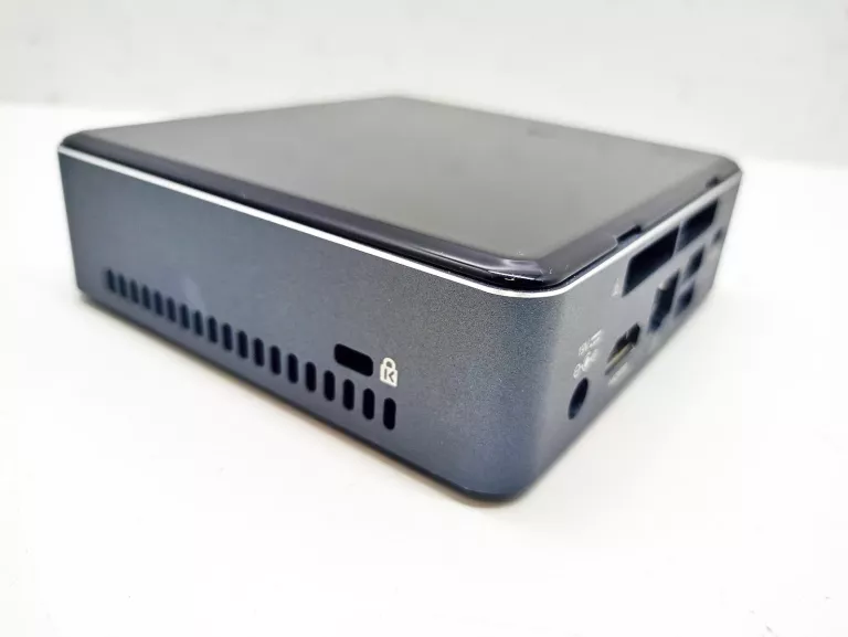 MINI KOMPUTER INTEL NUC CORE I3-8GB-120GB WIN