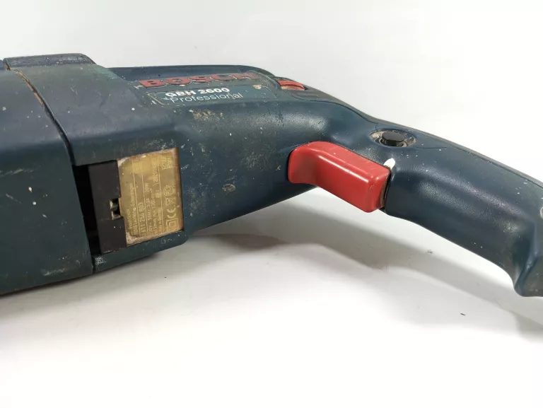 MŁOTOWIERTARKA BOSCH GBH 2600