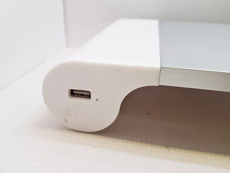 PODSTAWKA POD MONITOR Z 2XUSB MAXXTER MAX 10KG