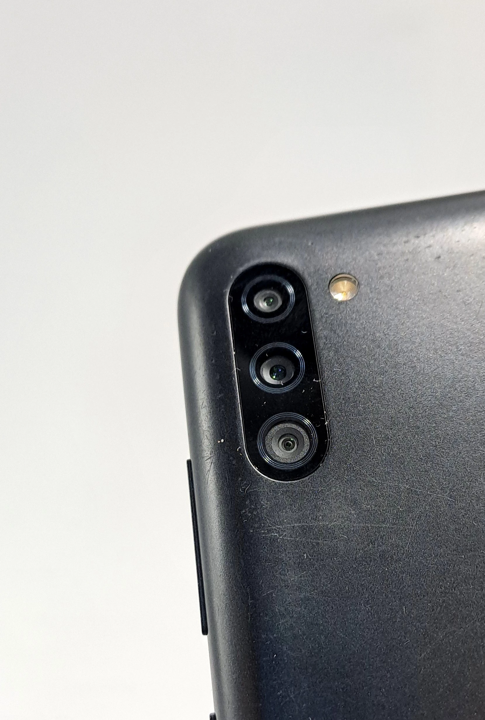 telefon-samsung-galaxy-m11-2gb32gb-kolor-127448-1