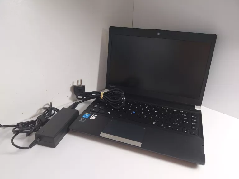 LAPTOP TOSHIBA PORTEGE R30-A HD | I3-4000M