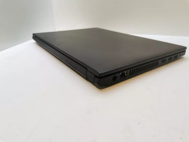 LAPTOP DELL LATITUDE 3470 (8GB / WIN 10/ 240GB) +ŁADOWARKA