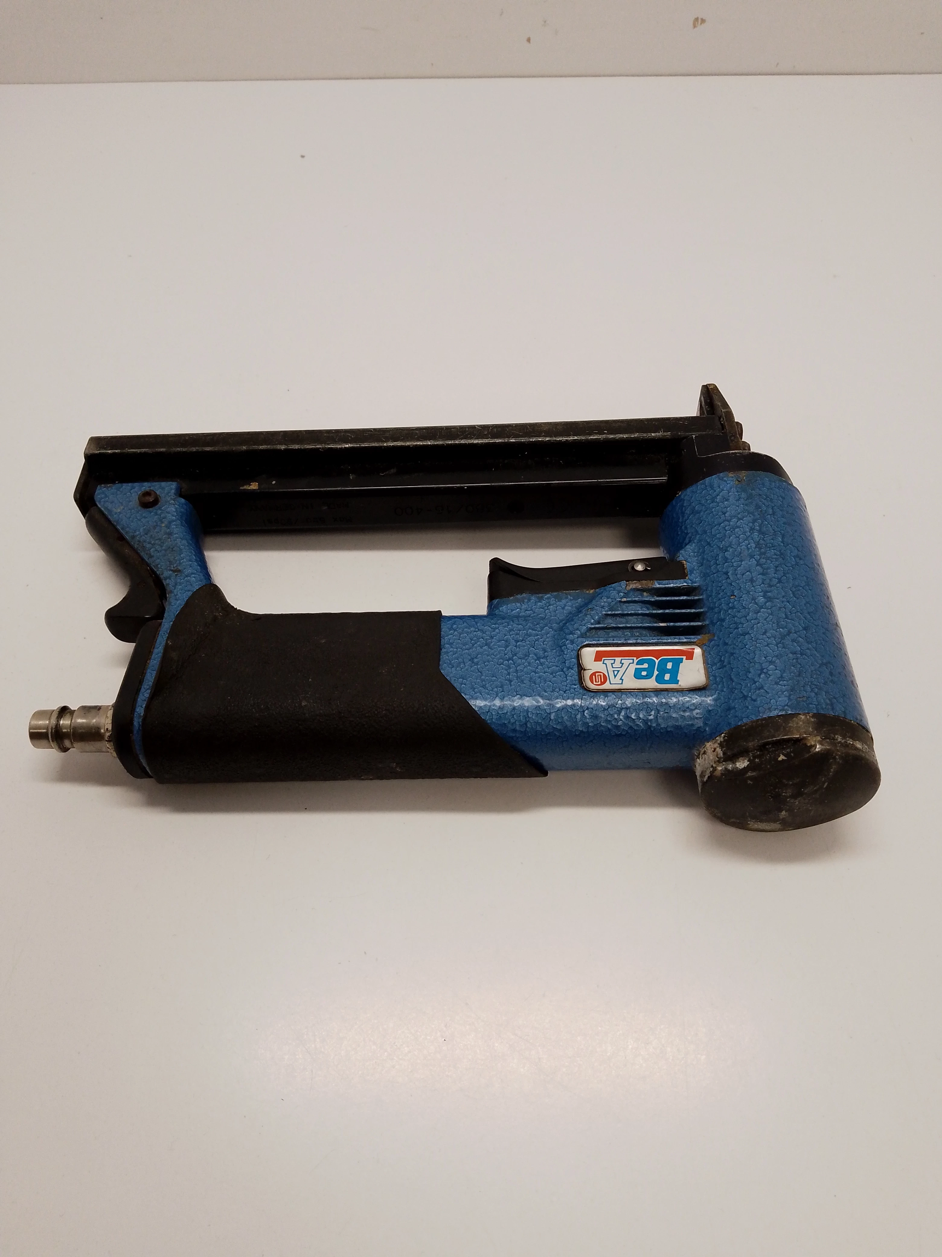 zszywacz-tapicerski-pneumatyczny-taker-bea-38016-400-opis-stan-11323-238062