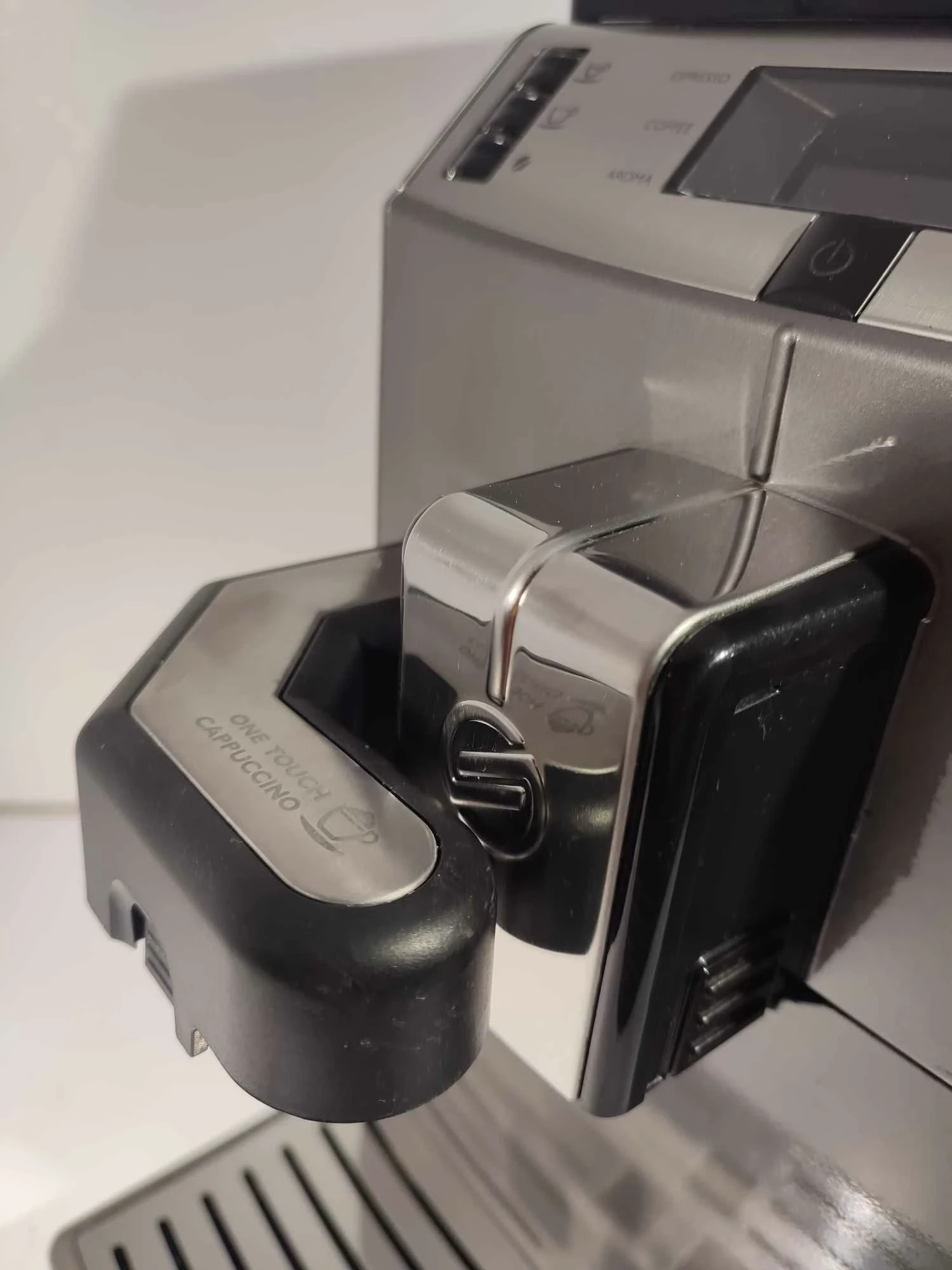 ekspres-do-kawy-saeco-lirika-sup041eu-wbudowany-mlynek-596-1