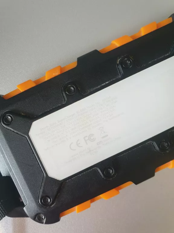 POWERBANK XTORM XR104 10000 MAH SOLARNY