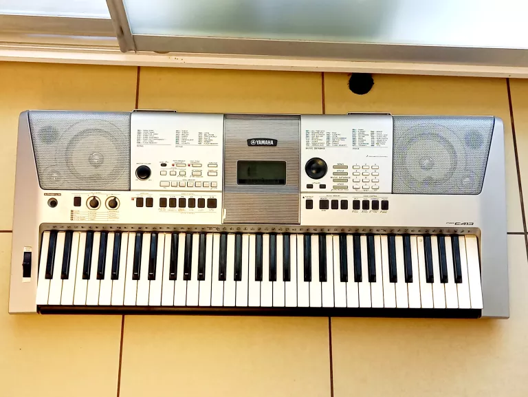 YAMAHA KEYBOARD PSR-E413